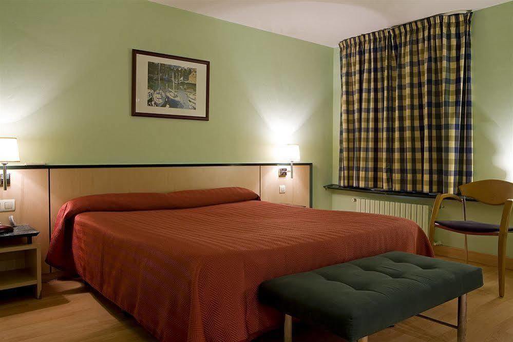 Nuevo Zenit Calahorra Hotel Eksteriør billede